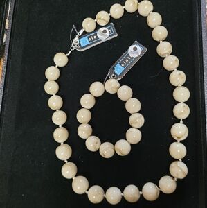 NWT Relativity (Macy's) Gumball Bead Gray Necklace And Bracelet SET